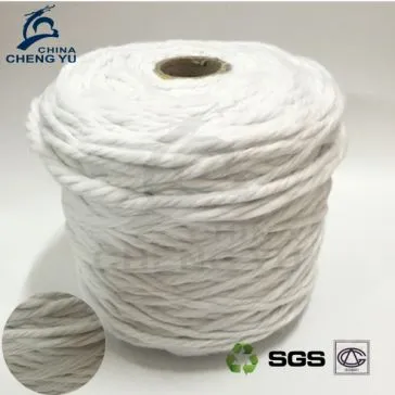 Hvitt Rayon Garn